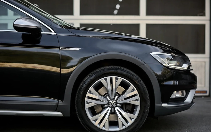 Volkswagen Passat cena 79900 przebieg: 221700, rok produkcji 2016 z Kłodawa małe 781